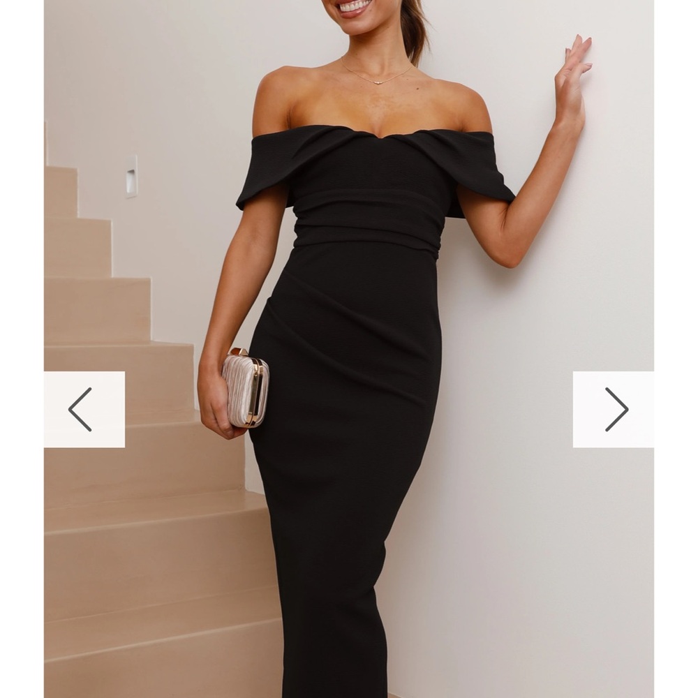 Chic Black Strapless Evening Dress